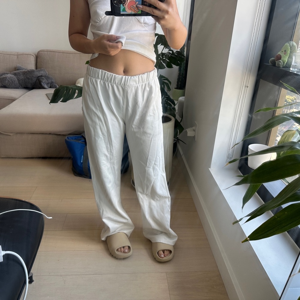 Brandy Melville Cream Straight Leg Pants